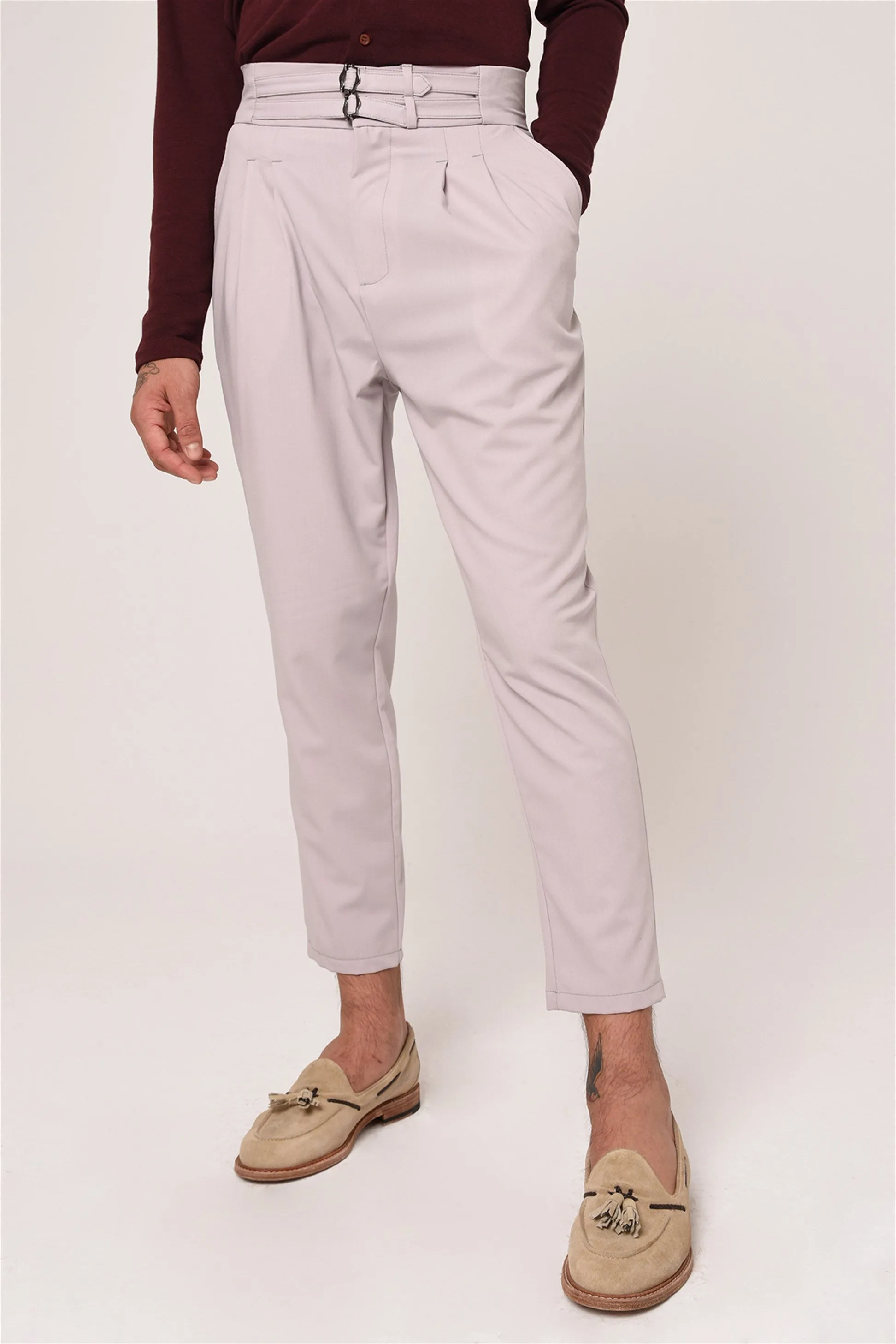 Men's Light Grey High Waist Buckle Belt Pleated Fabric Trousers - Wessi