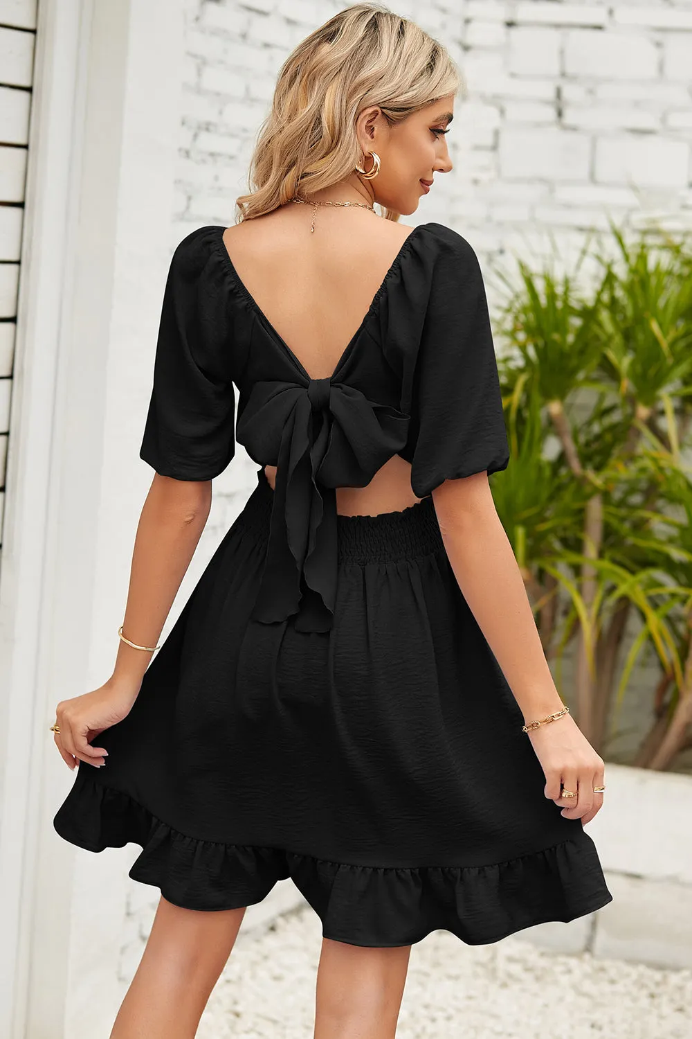 Ruched Ruffle Hem Short Sleeve Back-tie Backless Dress