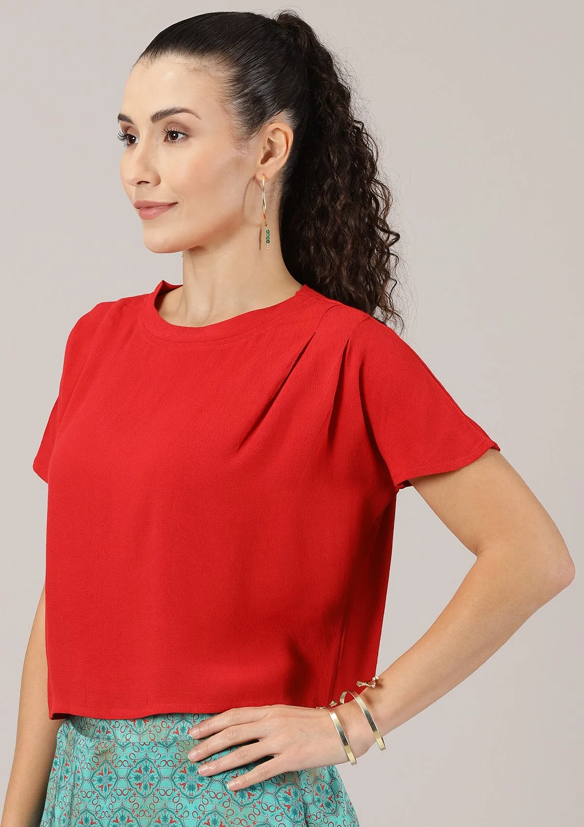 Zuhur - Pleated Shoulder Boxy Blouse